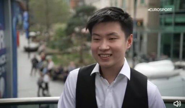查理兹塞隆在片中性感冷艳，刻毒无情。